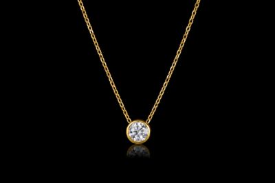 Naomi Bezel Pendant YG