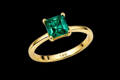 Ria Princess Cut Emerald Solitaire Ring